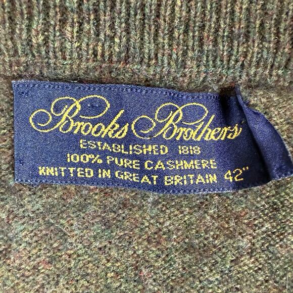 Brooks Brothers 100% Cashmere Sweater Men’s 42 M Green V-Neck Knit Made in GB - Picture 4 of 9